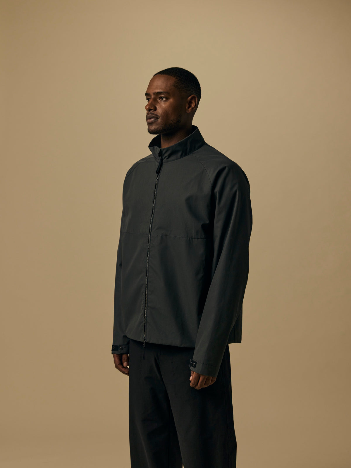 Organic Ventile Windbreaker in Charcoal [color:Charcoal]