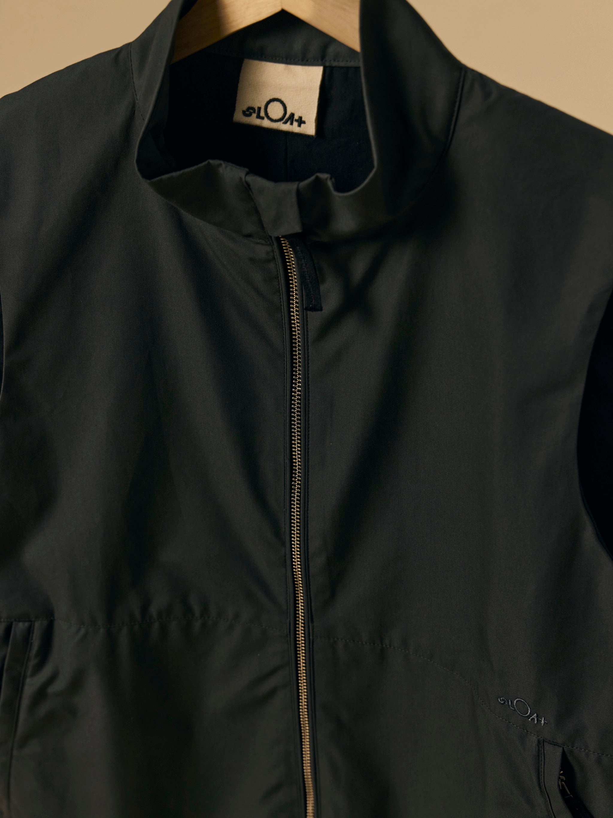 Organic Ventile Vest in Charcoal [color:Charcoal]